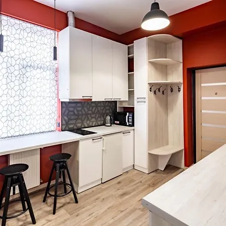 Apartment куліша 37